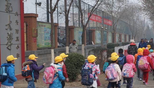 2019年外地人在北京上公立幼儿园条件，这些证必须要有！收藏！