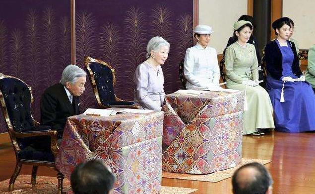 美智子受排挤，雅子也受排挤，可日本皇室最可怜的媳妇应是她！