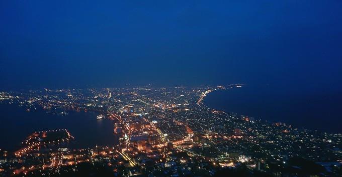 “世界三大夜景”之——函馆，赴约百万夜景