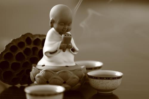 《茶禅一味/Taste Zen in Tea》毛笔英文书法宣纸扇