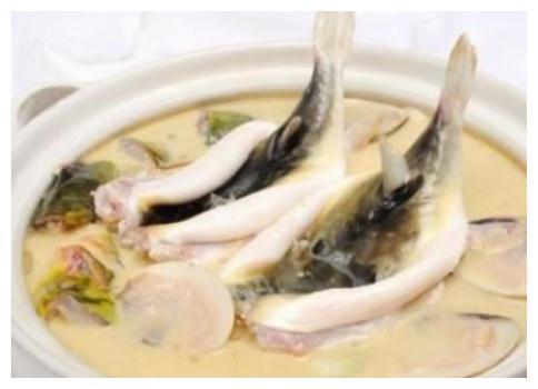 中国游客去日本吃“河豚”，一口气点50只，结账时却成了哑巴
