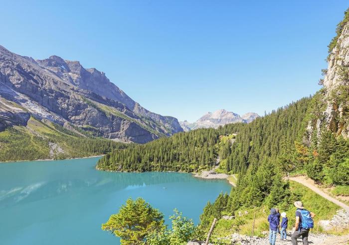 5个适合家庭的夏季徒步穿越阿尔卑斯山