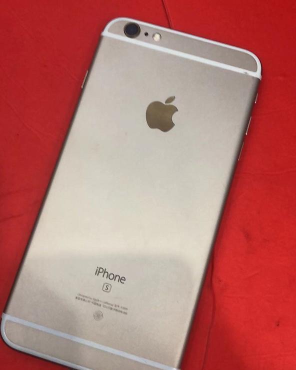 网购需谨慎，网友高价网购原装iPhone6sPlus！验机发现猫腻！