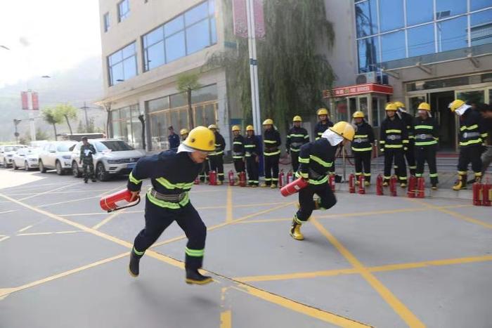 延安志丹：举办微型消防站业务技能比武竞赛