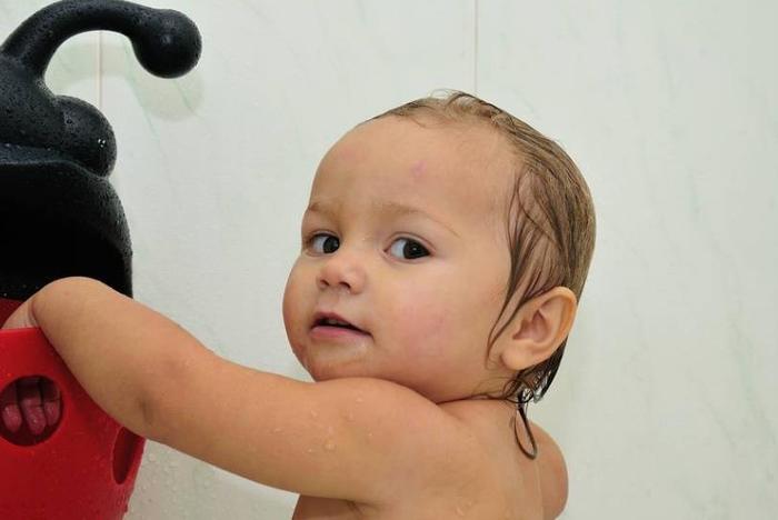 别乱给孩子用“洗发水”了，这3种洗发水可能损害头皮，别不知道