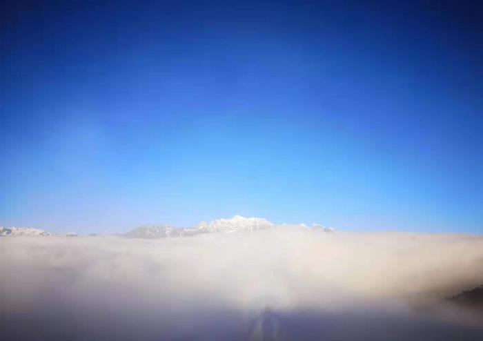 成都周边小众景点，雅安光头山，见证别样川西