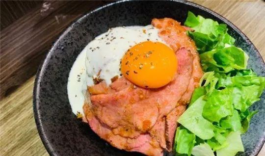 吃遍大连丨这些日式定食简洁却不简略，让你吃饱每一餐~