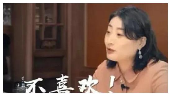 情商低？娃哈哈掌门人女儿宗馥莉谈与王力宏解约:他年纪大了