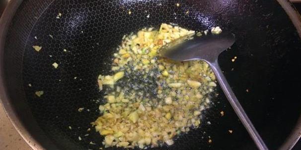 立冬后，那火锅要多吃，炒后再煮，好吃又营养，孩子多吃身体棒