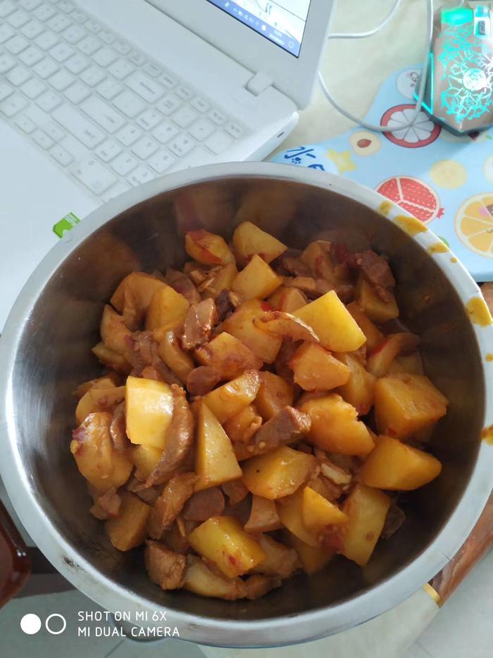 如何做出好吃的红烧土豆？