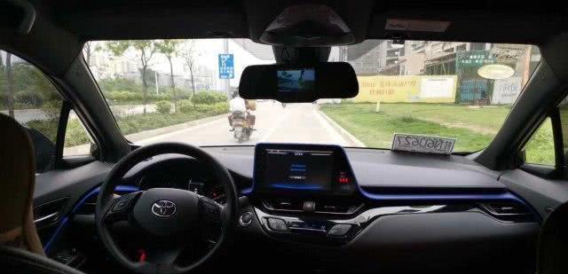 提辆新车丰田CHR，家人开上山一直对我的车的灵活性赞不绝口！