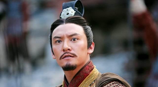 “生子当如孙仲谋”, 下一句鲜为人知, 说别人是猪狗