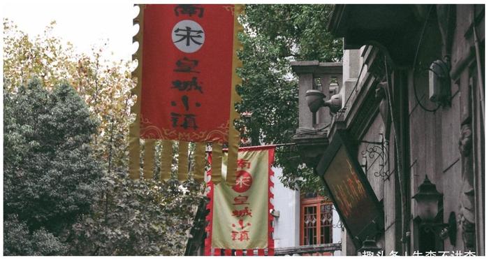 史上杭州的皇城根儿，是城市复兴的典范，还是千篇一律的商业街？