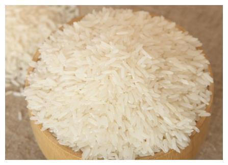 买大米，长米粒和圆米粒有啥区别，哪个更好吃？看完后，涨知识！