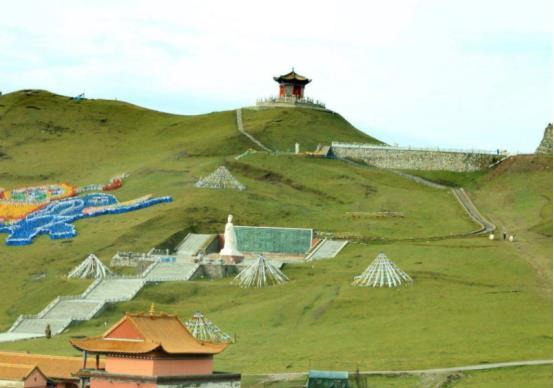 见证了许多历史大事件的日月山，一个旅游的佳地，你来过吗