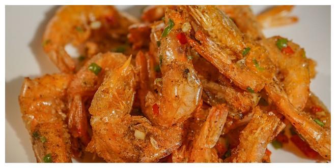 美食推荐：椒盐大虾、煎土豆炒鸡丁、香辣烤鱼的做法