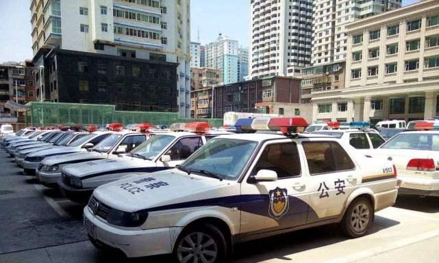 中国警车“大换血”，普桑捷达被换掉，新车尽显大国风范！