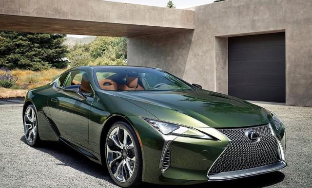雷克萨斯新款绿意盎然，翠绿色纪念版车系，V8自然吸气发动机