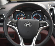 睿行S50T 1.5T 手动 旗舰版 7座，设计很细心，气场非常足