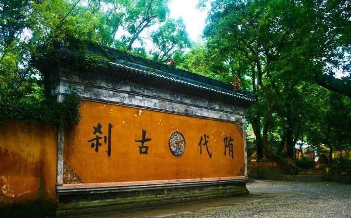 中国最值得去5大寺庙，灵隐寺没有上榜，少林寺都得靠边站