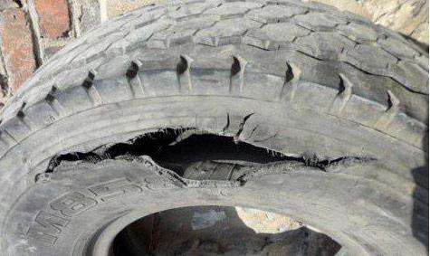 又一“黑心轮胎”被曝光，车主说了答案：这质量，还不如肥皂泡！