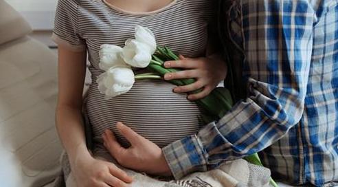 孕28-32周，孕妇要注意什么，需要做哪些产检，胎儿有什么变化