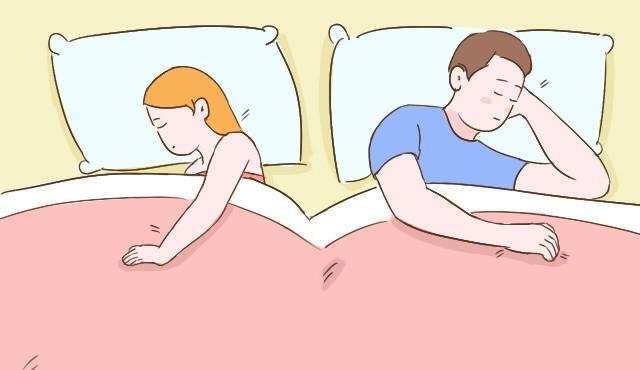怀孕后，和老公的睡姿能体现出你们之间的感情，你是哪种呢