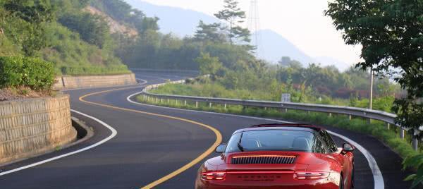 保时捷911 Targa：“911”三个字就是乐趣的保证