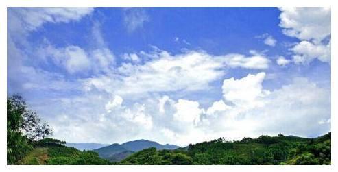 这就是佛山最高峰，又称佛山第一峰，有着佛山最长的登山石梯