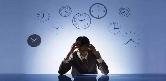 浅谈“员工是如何干掉老板”的？