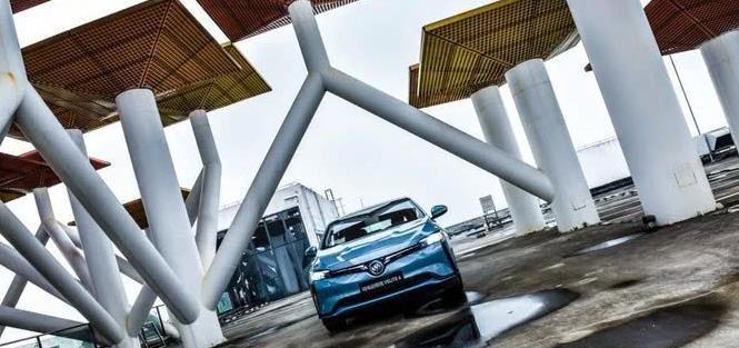 20万内，合资品牌中微蓝是续航最高的纯电动车
