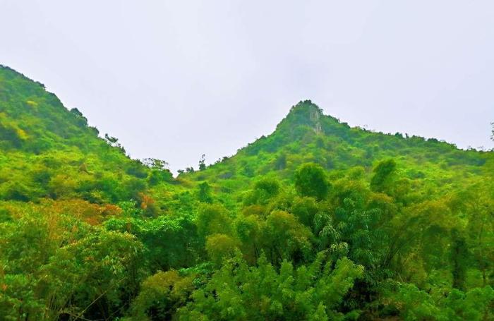 南宁市马山县之游，“天河倒影”～金伦洞