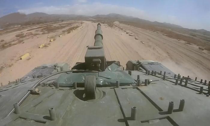 中国铁甲：99A主战坦克的矛与盾