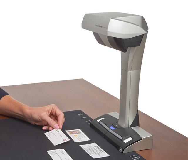 办公桌上的变形金刚-SV600扫描仪