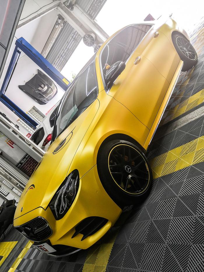 奔驰AMG-E43车身改色电光黄 RG瑞集改色膜福建泉州加盟店出品