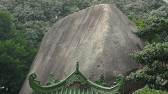 厦门周边游：厦门大学，鼓浪屿，虎溪岩，嘉庚墓