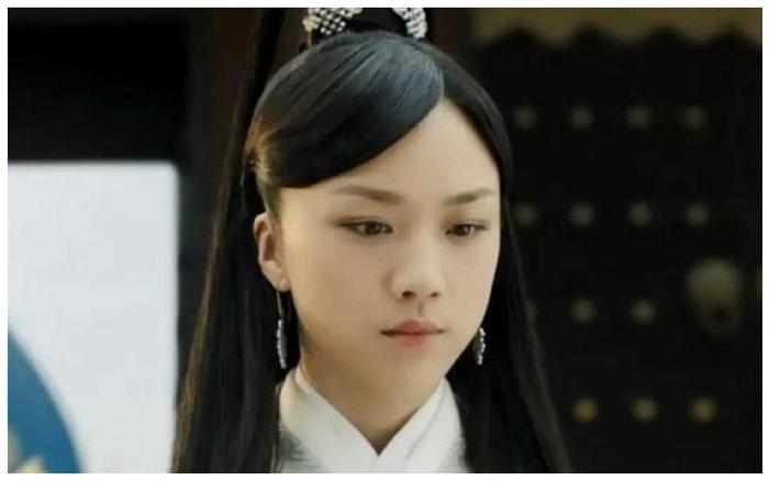 造型师张叔平又出新作，汤唯都要被玩坏了，古装造型被疯狂吐槽！