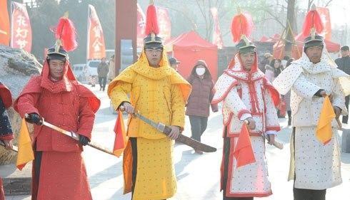 清朝的上三旗是哪3个，背后藏着皇太极与多尔衮的斗争