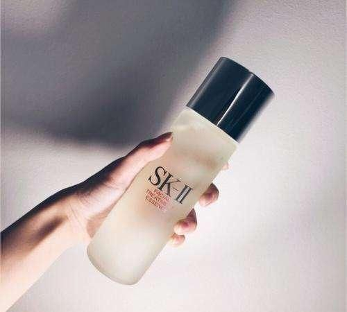 关于SKII神仙水最全解析，看完你就知道该不该买！适不适合自己！