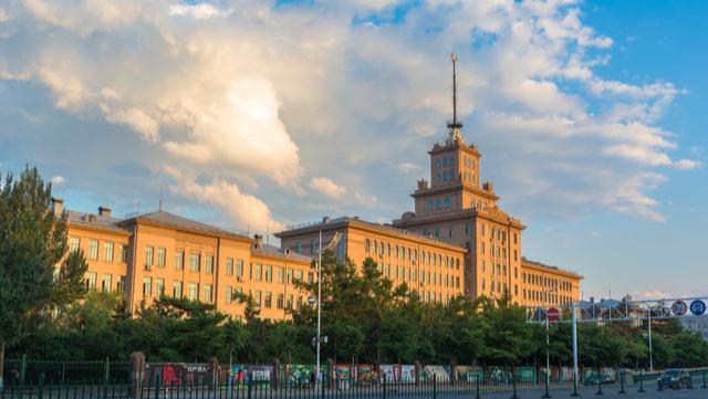 中国“最好”的七所工业大学，两所四非入选，却也委屈