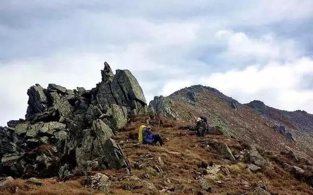 陕西境内最高的十座山峰，热爱户外的你都去过哪几座？