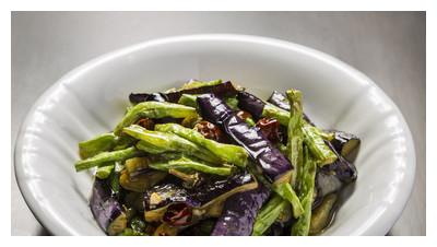 炒菜到底用什么油最健康？教你“6个诀窍”，包你挑到好食用油