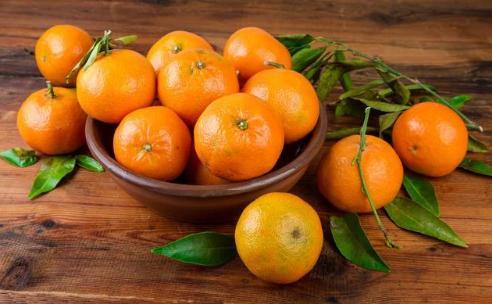 橘子全身都是宝！一个橘子相当于5味药，你爱吃吗？