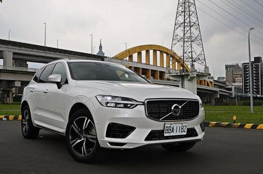 油电VOLVO XC60 T8 R-Design试驾