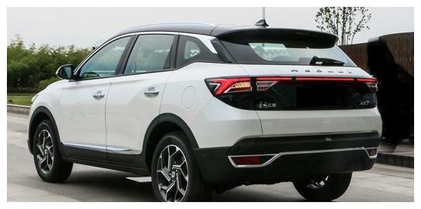 东风紧凑型suv，轴距2715mm配1.6t，油耗仅7l真出色