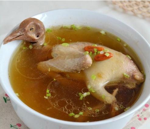 大补鸽子汤的19种做法，营养丰富，味道鲜美