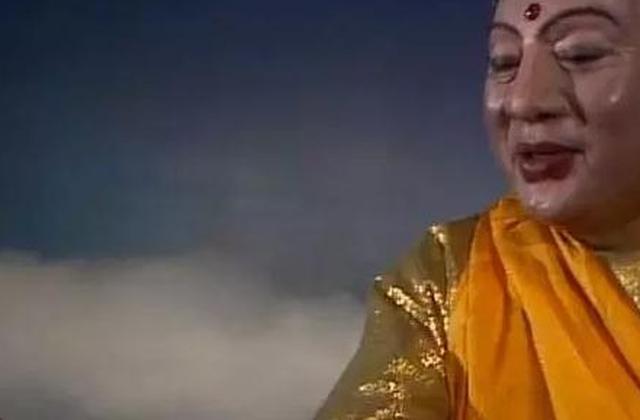 西游记：如来佛祖与玉皇大帝比，谁的地位更高？