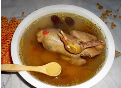 大补鸽子汤的19种做法，营养丰富，味道鲜美