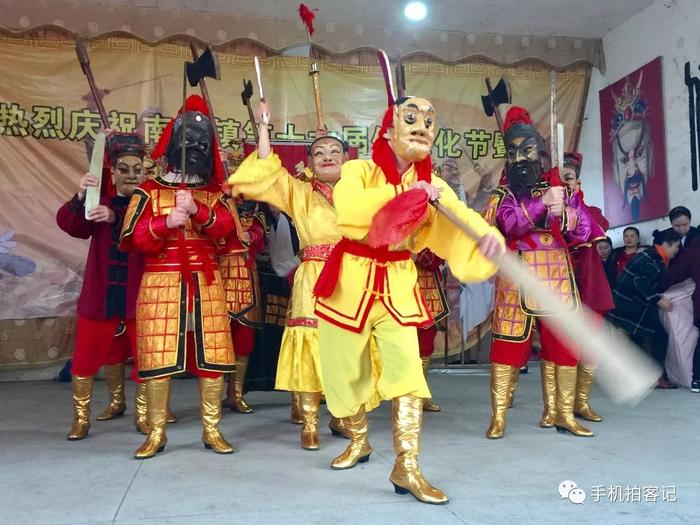 南坑车湘的古傩舞,沿袭传承上千年,被誉为“中国古代活化石”
