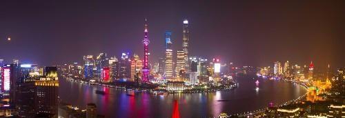 上海乍浦路桥航拍上海夜景，中国最美城市天际线名不虚传